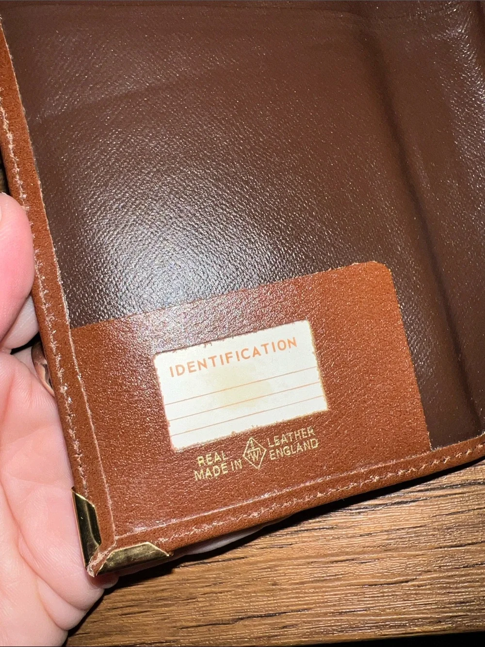 Vintage Genuine Brown Leather Made in England Wallet-‎ OS